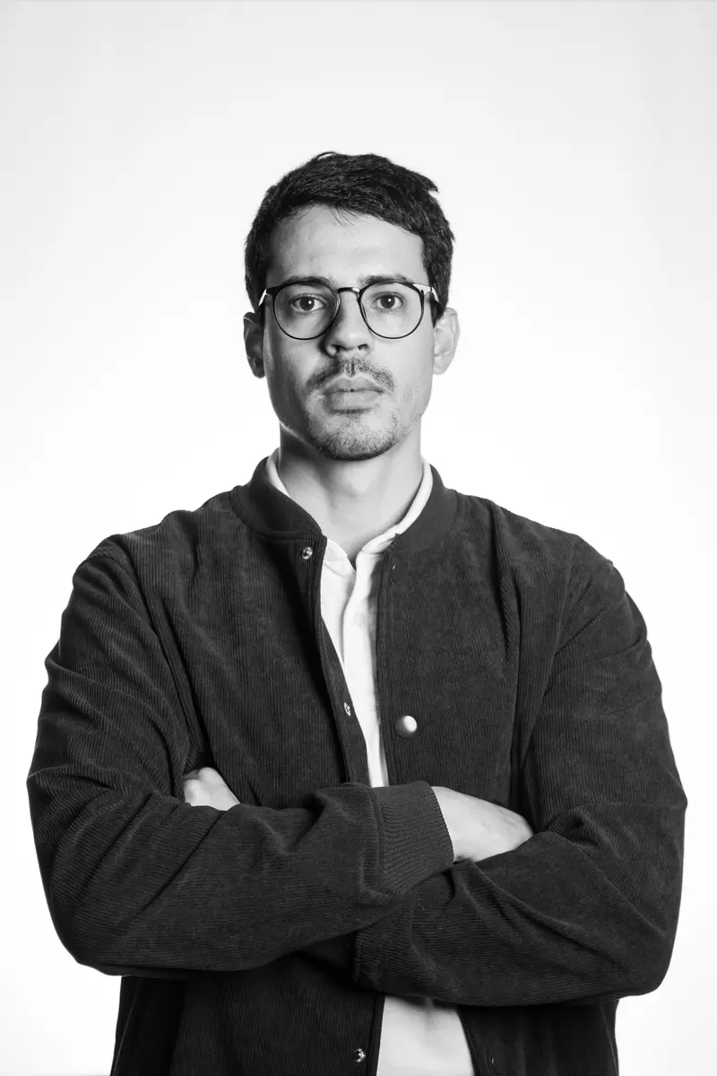 Gustavo, Marketing
