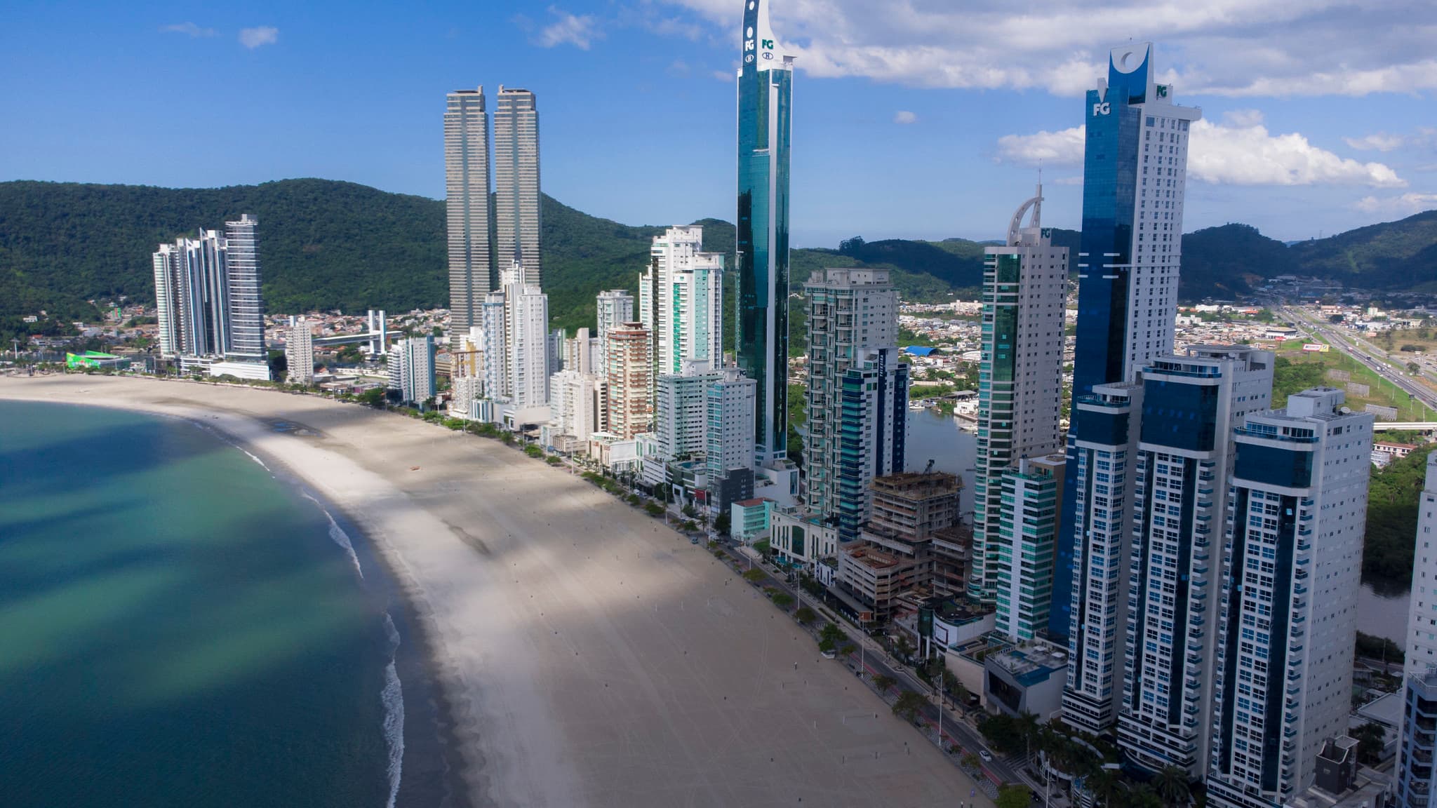 Mercado imobiliário de Balneário Camboriú perdeu o topo